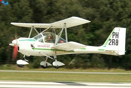 AE 206 Mistral